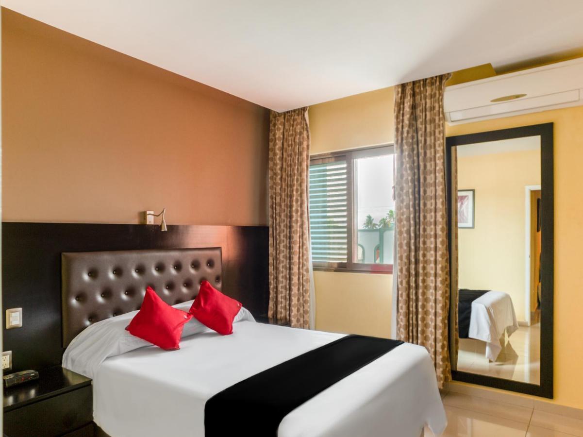Veracruz Suites Hotel Экстерьер фото