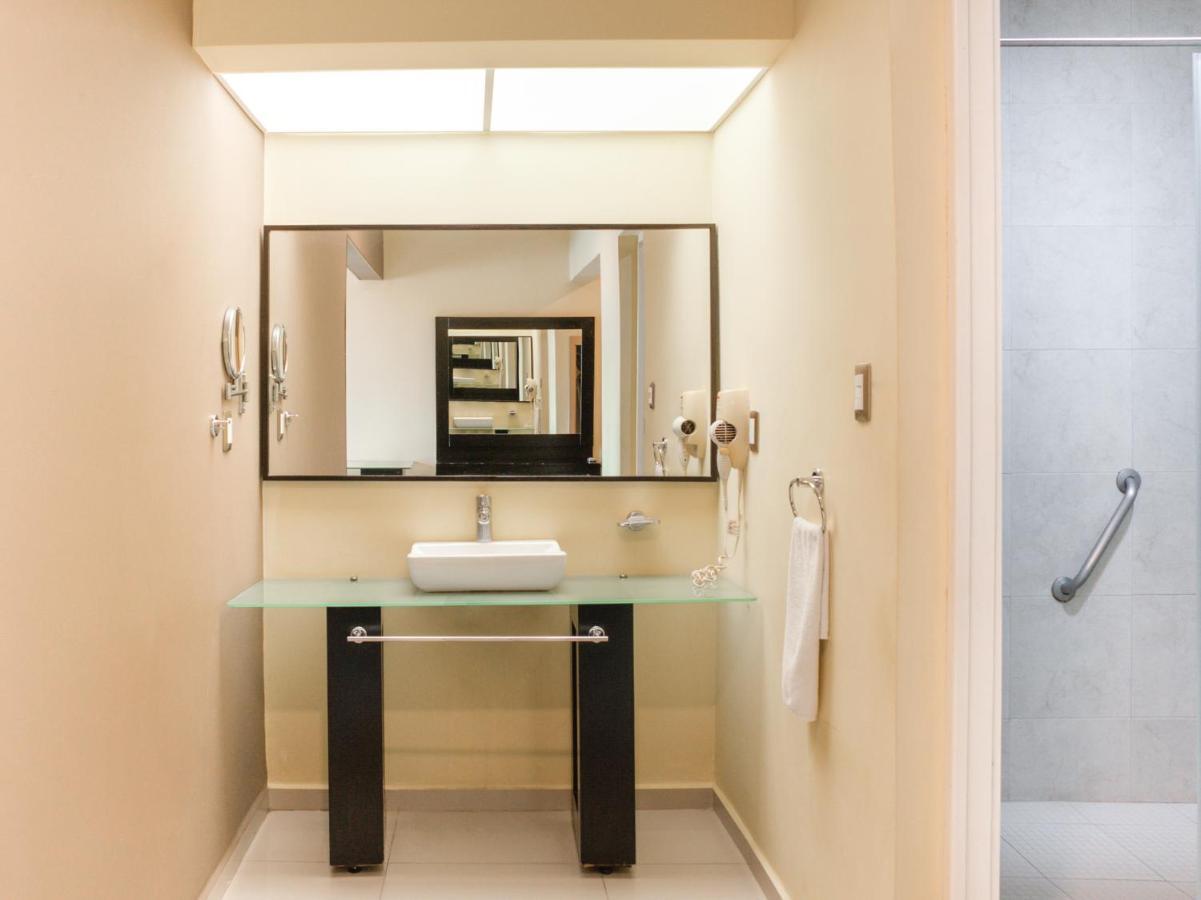 Veracruz Suites Hotel Экстерьер фото